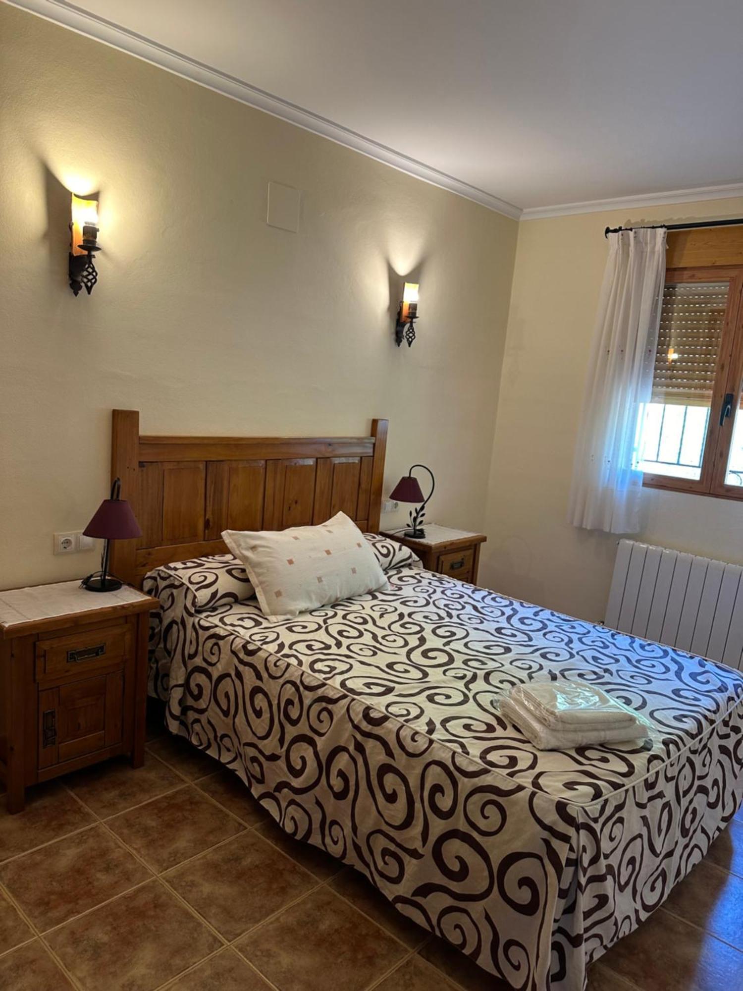 Casas Rurales Cerro Lobo Yeste Exterior photo